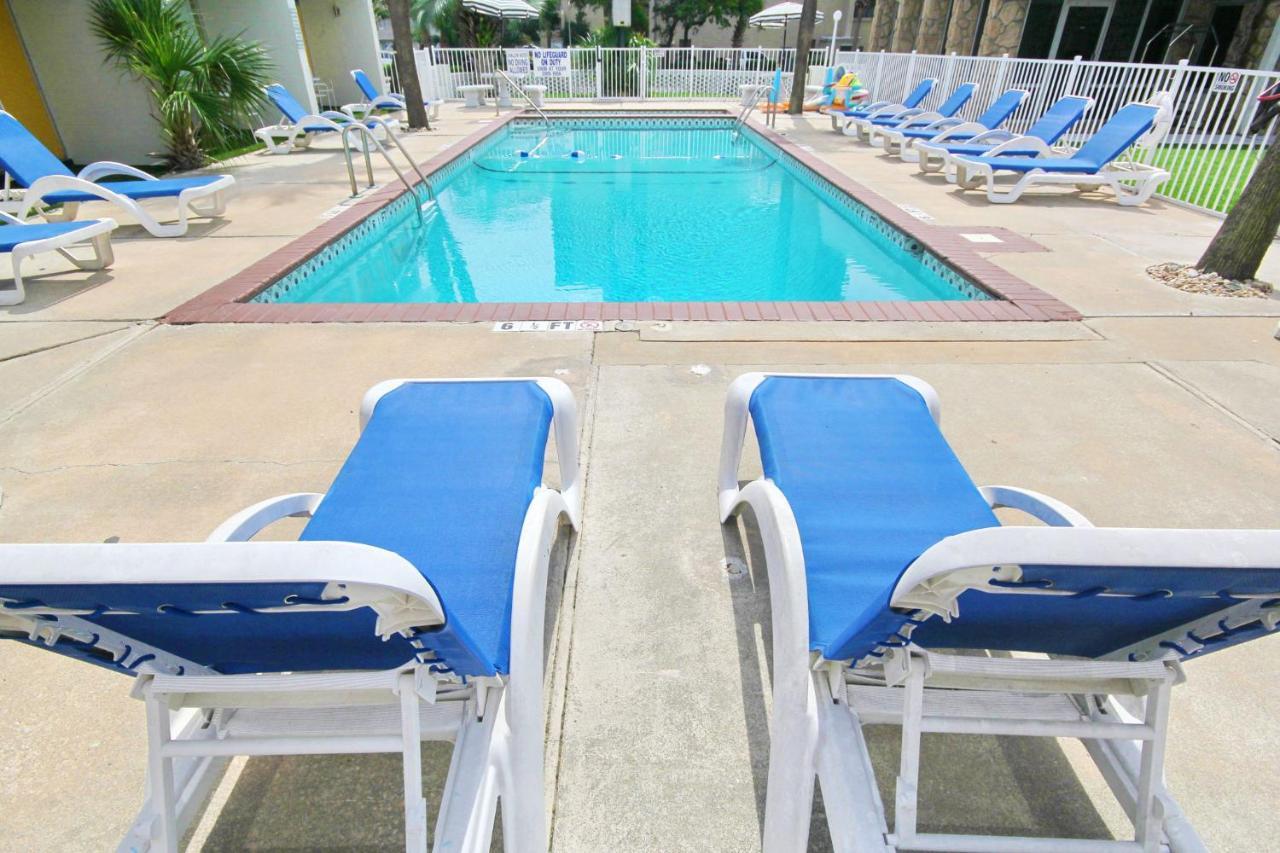 Holiday Shores شاطئ ميرتل المظهر الخارجي الصورة